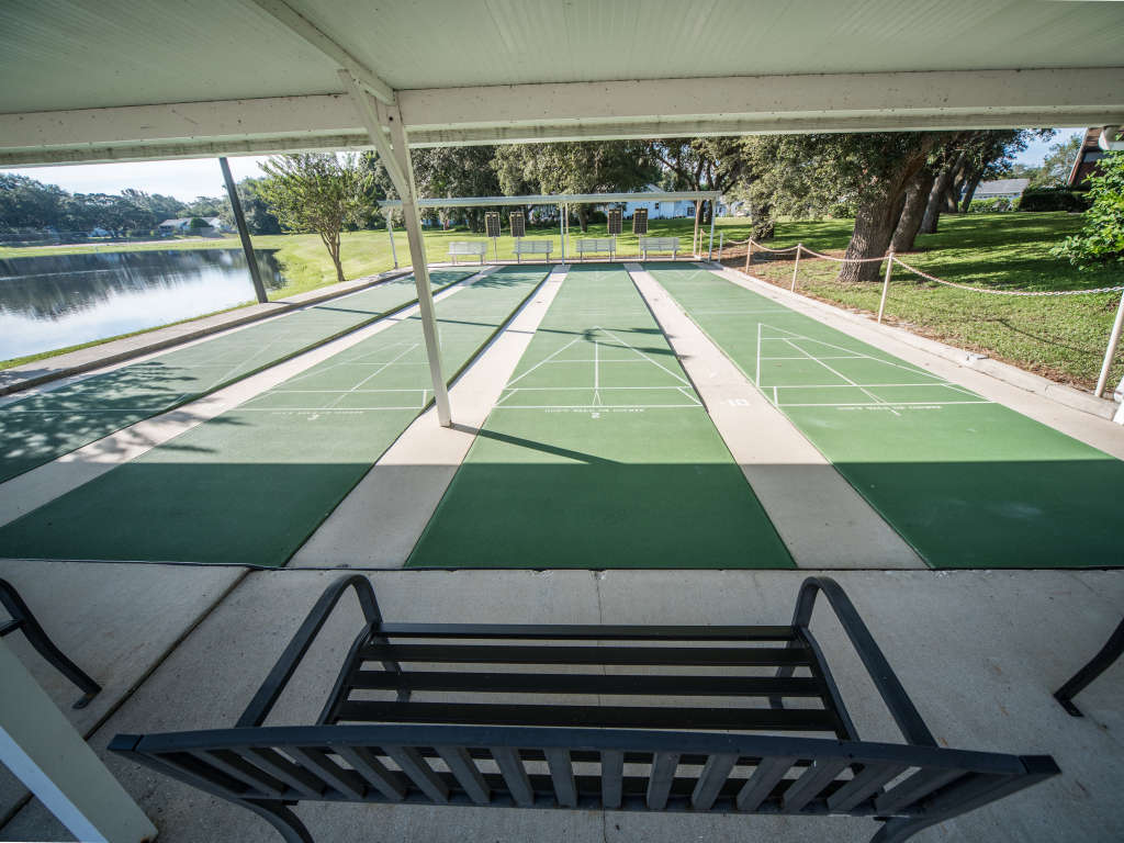 Amenities available to Scottish Highland residents in Leesburg, Florida